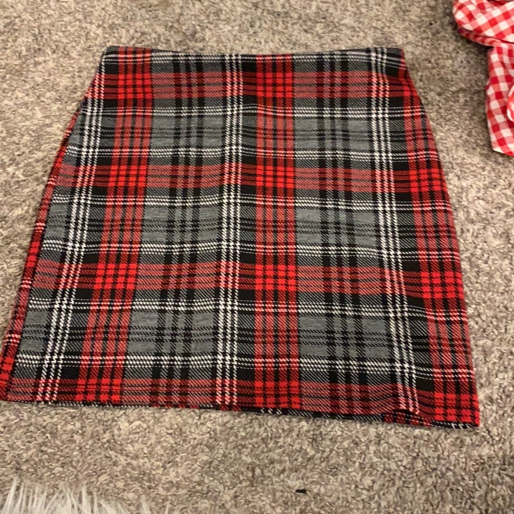 Plaid tight skirt